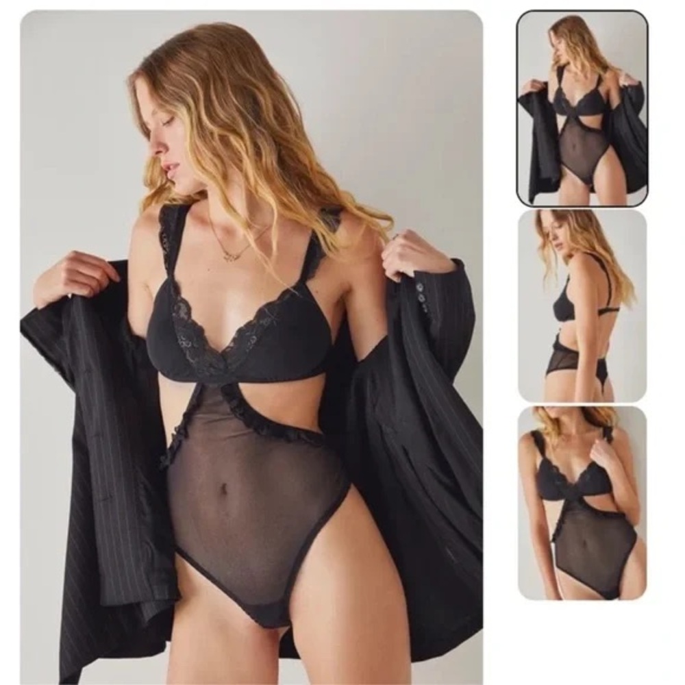 Free People x We are HAH Key To Ur Heart Classic Black Lace Bodysuit Size XS NWT